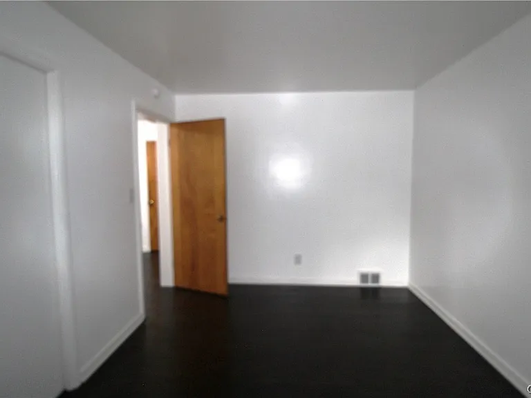24 Forest Rd — Photo 16