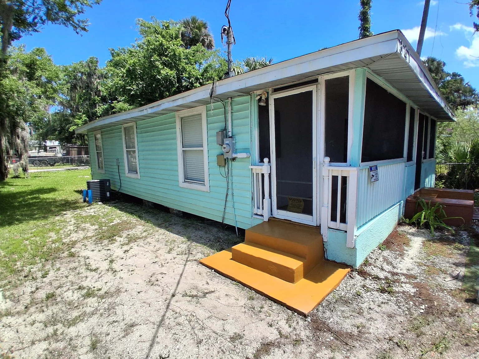 3 bed, 1164 sqft, $1,875 — Photo 1