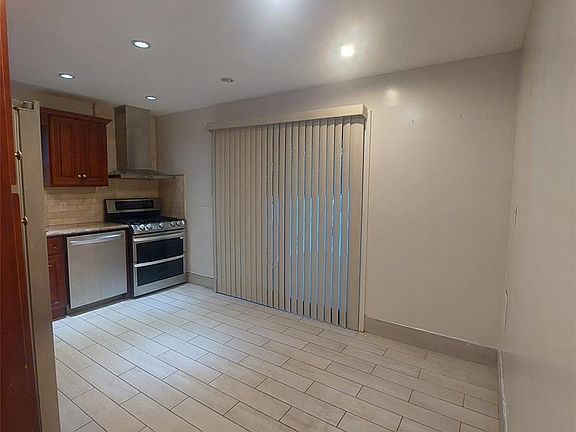 4th image of 364 Billington Rd