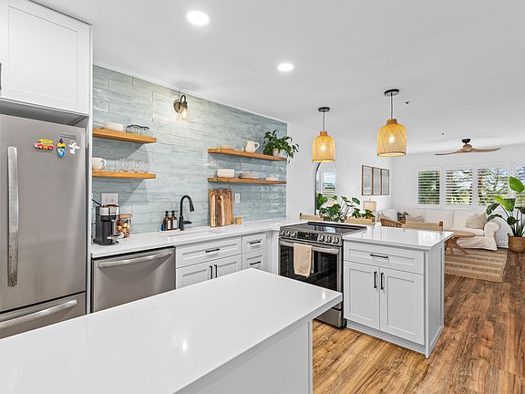 3rd image of 152 W Mariners Cay Dr #152