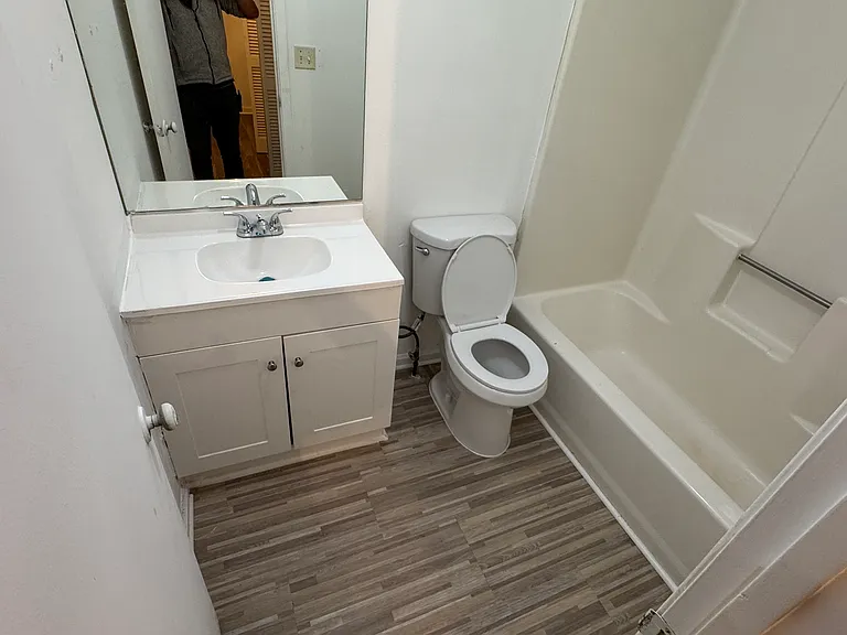 8501 Westchester Dr #8501 — Photo 2