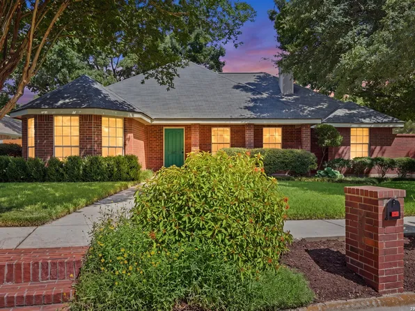 602 SUMMERWOOD DR, New Braunfels, TX 78130