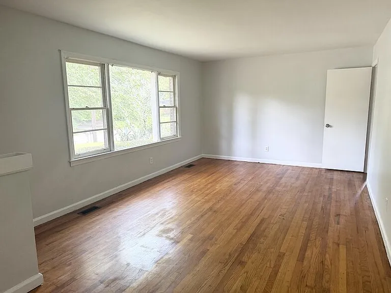5121 Pinefield Dr — Photo 10