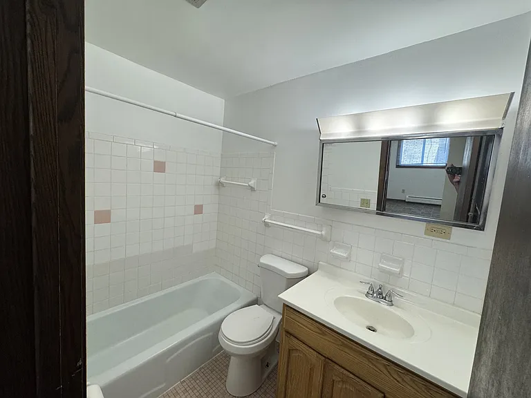 1017 Raymond Ave — Photo 10