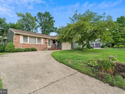 256 Tam Oshanter Rd, Mount Laurel, NJ, 08054