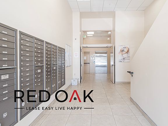 3rd image of 1509 N Wilcox Ave #224