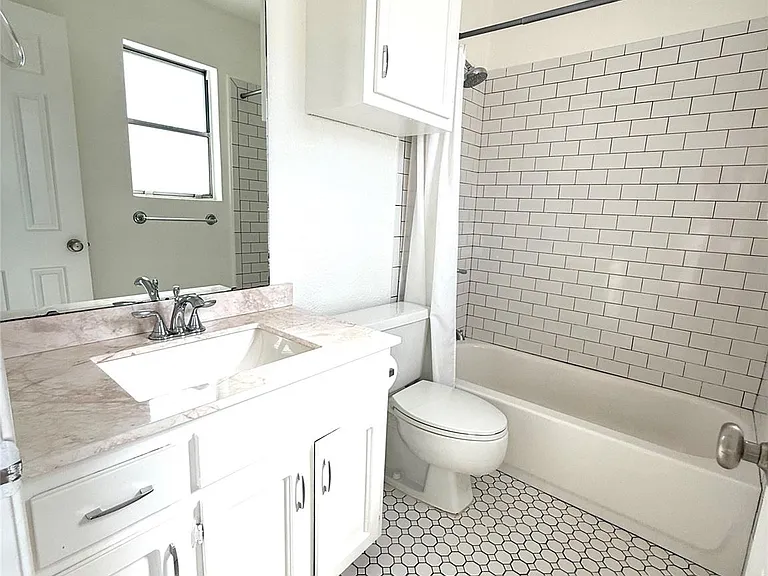 1904 Goodrich Ave #2 — Photo 10