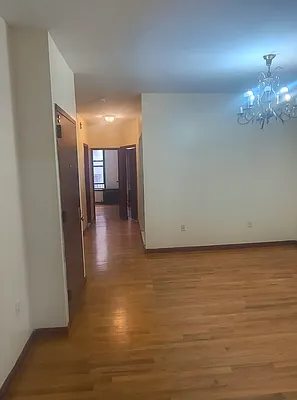 Rented by Dyer Estate Mgmt | media 18