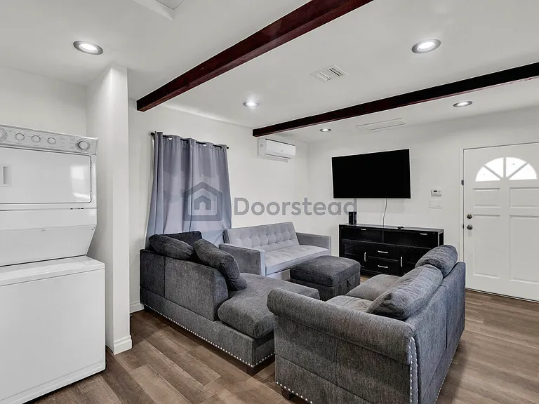 8627 Tunney Ave — Photo 9