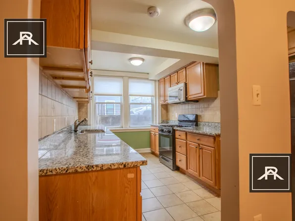 119 Winthrop Rd APT 12C, Brookline, MA 02445