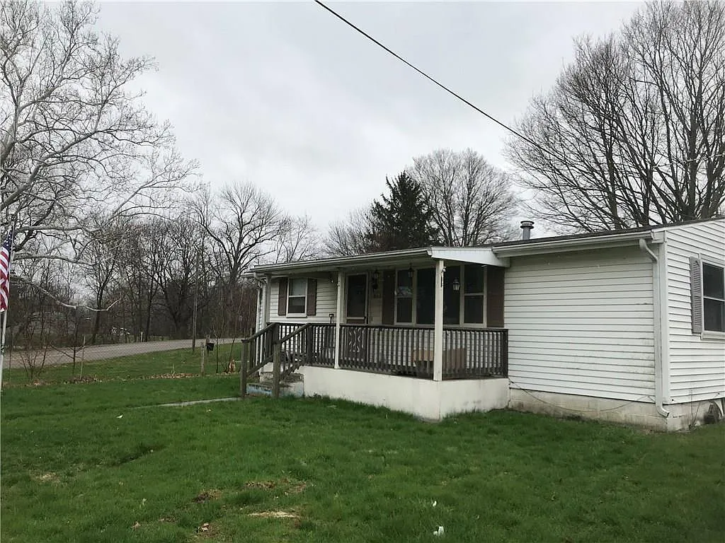 913 Southgate Dr photo 1