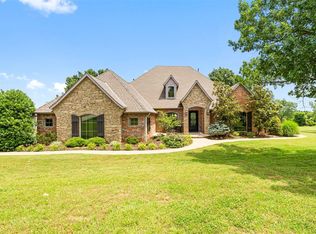 11900 Scenic Meadow Rd, Oklahoma City, OK 73173