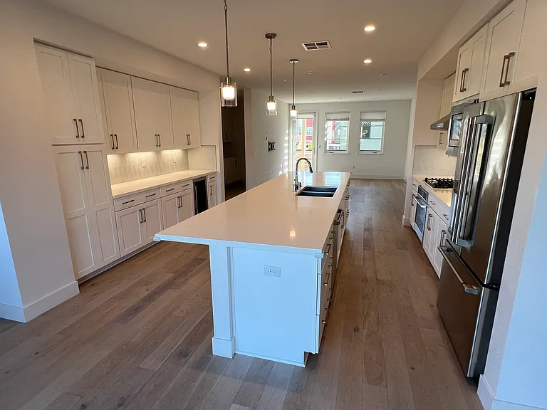 220 Argonaut Ln — Photo 7