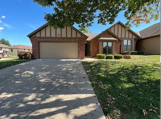 1523 N 42nd Ter, Saint Joseph, MO 64506