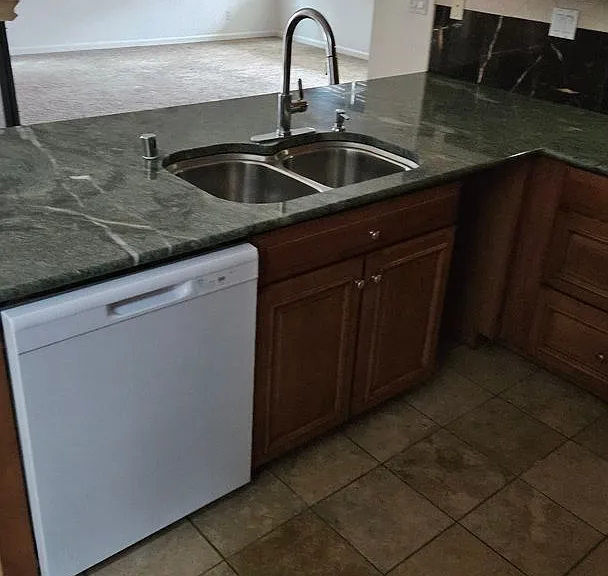 2612-2612 1/2 Hawaiian Petrel Ave — Photo 10