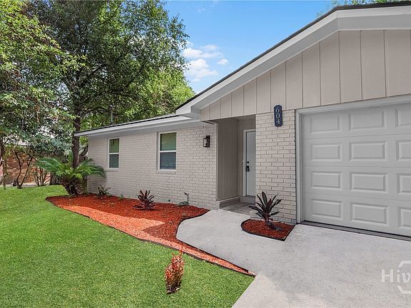 4th image of 604 Caines Road