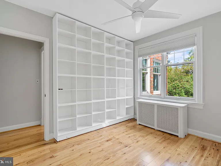 3313 Cleveland Ave NW — Photo 36