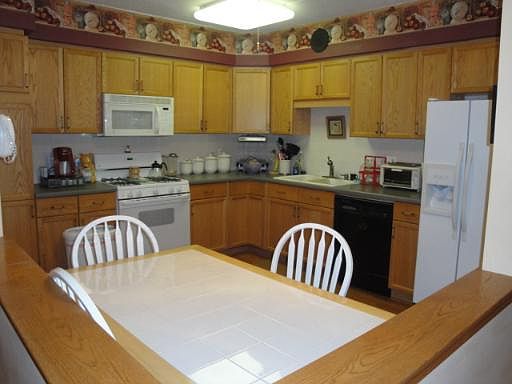 4th image of 1636 E Ashland Ave #204