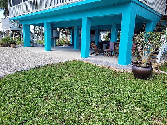 4th image of 5392 Marina Dr