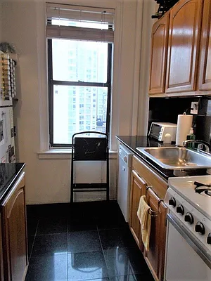 Rented by Dynamik Realty | media 86