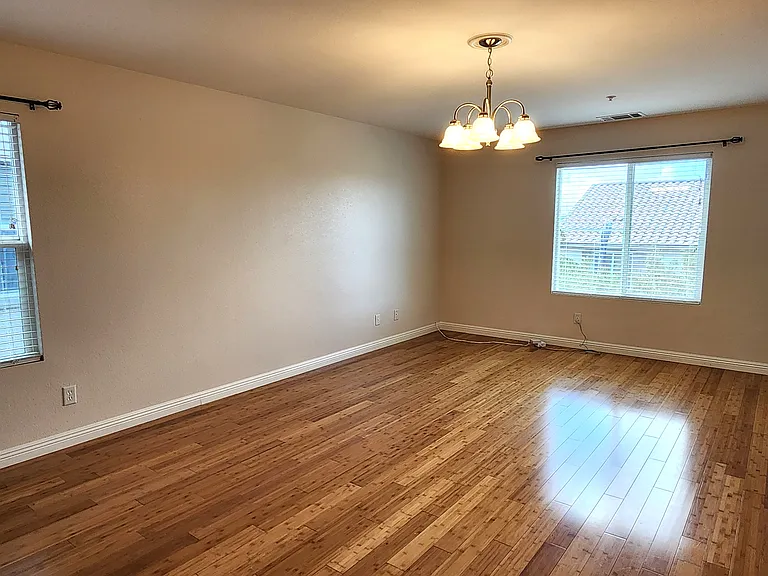 16825 Maidstone Ln — Photo 19