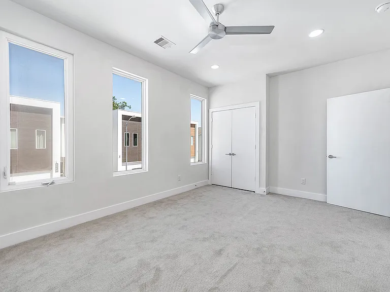 5519 Paraiso Pl — Photo 16