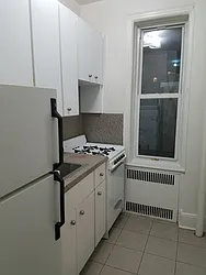 Rented by Max & Associates Realty Corp