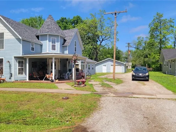 151 W Main St, Prescott, KS 66767