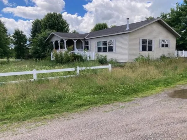 16660 80th St, Oak Park, MN 56357