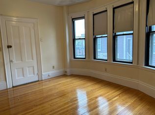 2301 Massachusetts Ave APT 2, Cambridge, MA 02140