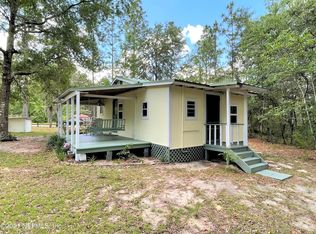 302 Lura Ln S, Florahome, FL 32140