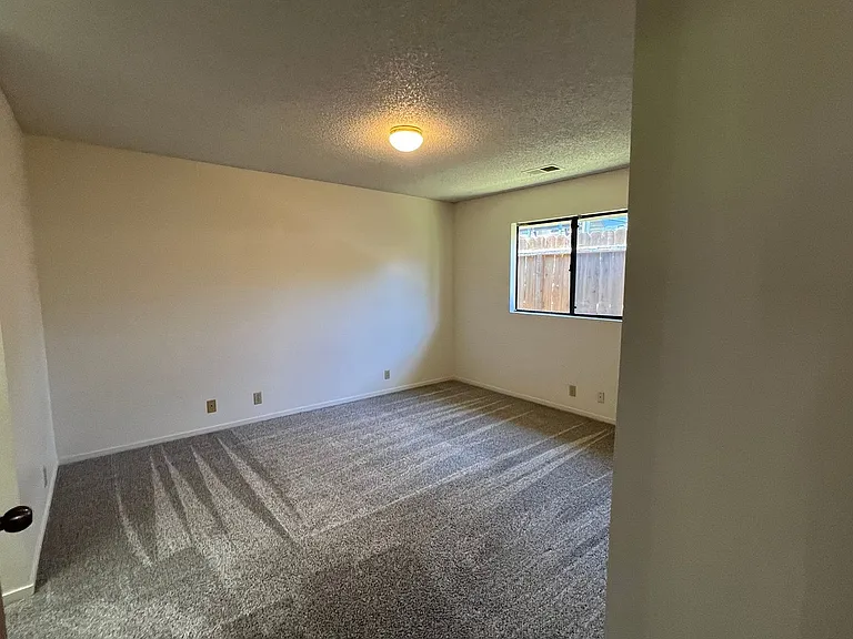 2167 Mountain View Dr — Photo 5
