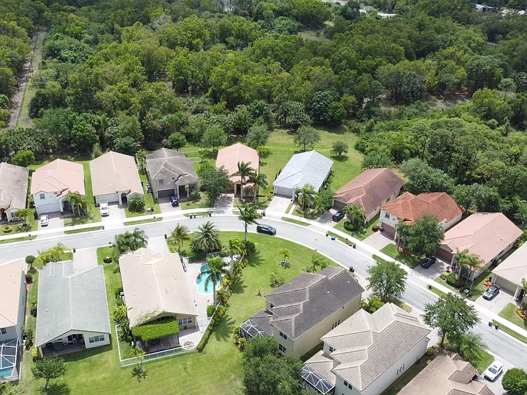1196 SE Fleming Way — Photo 40