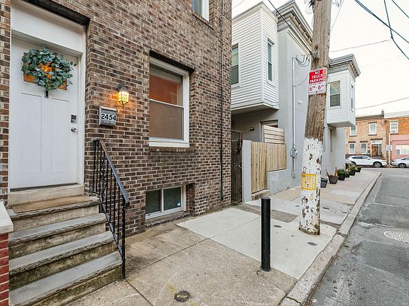 2nd image of 2454 Kimball St
