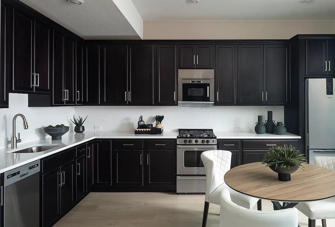 1 bed, 980 sqft, $1,800 — Photo 1