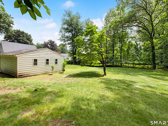 3rd image of 1105 Peck Lane