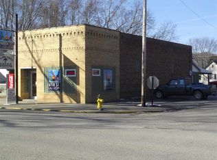 760 N 9th St, Clinton, IN 47842