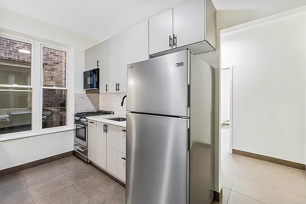 Rented by Daniel Gale Sotheby's International Realty | media 3