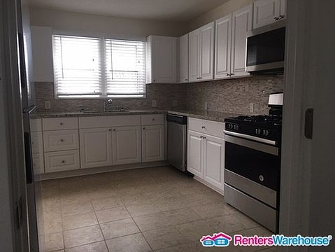 1st image of 2531 13th Ave E