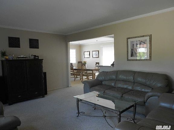 2nd image of 1100 Little Neck Ave