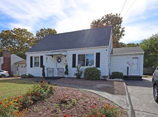 207 Nichols Dr, Waterbury, CT 06708