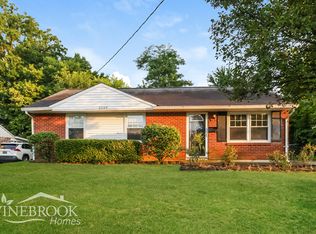 2559 Merriway Ln, Cincinnati, OH 45231
