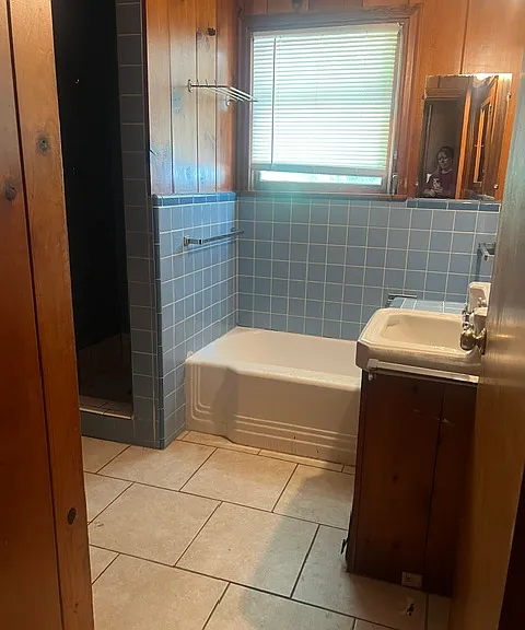 1910 Oaklawn Dr — Photo 18