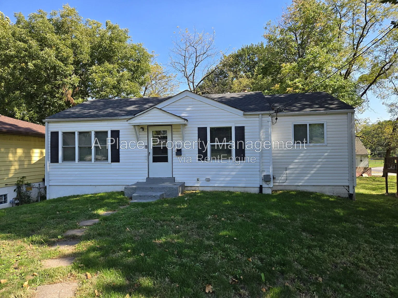 2 bed, 1.0 bath, 1050 sqft, $1,150 — Photo 1