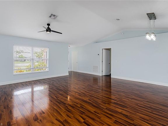 5th image of 3121 Orange Grove TRL