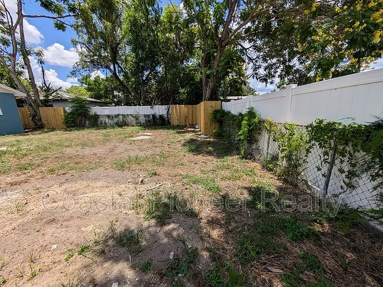 3721 N Whittier St — Photo 68