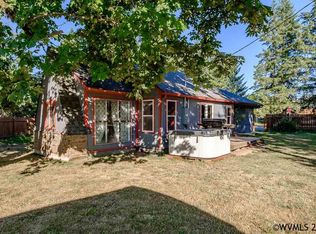 28231 Santiam Hwy, Sweet Home, OR 97386
