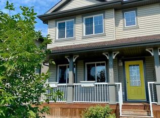 9106 92nd Ave, Grande Prairie, AB T8X0A4