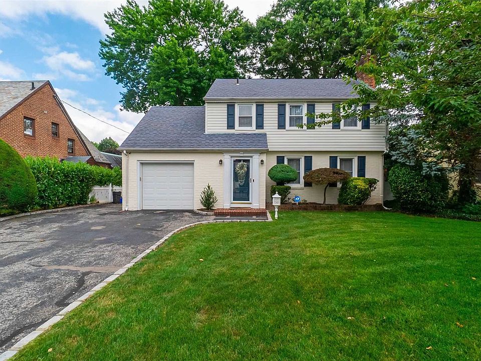 1st image of 142 Bedell Ave