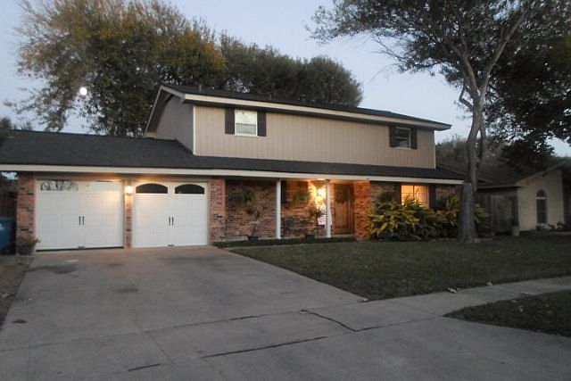 1st image of 145 Chiltipin Dr